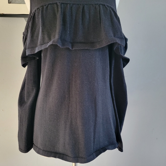 Lilly Pulitzer Burke Onyx Metallic Pullover Cold Shoulder Ruffle Sweater Black M - Picture 5 of 10